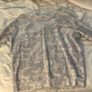 Lululemon oversized sweatshirt size 8